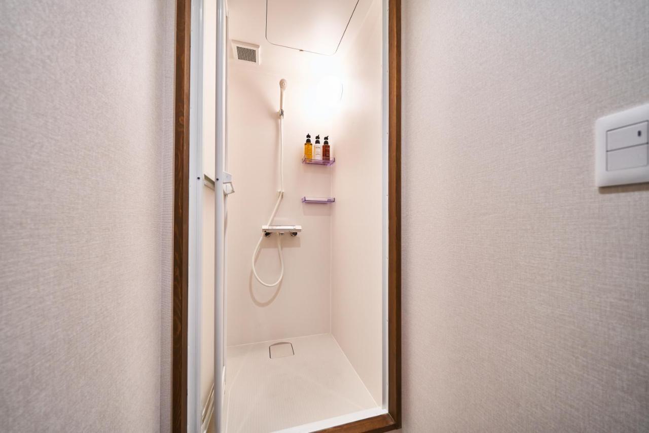 אוסקה &And Hostel Shinsaibashi East מראה חיצוני תמונה